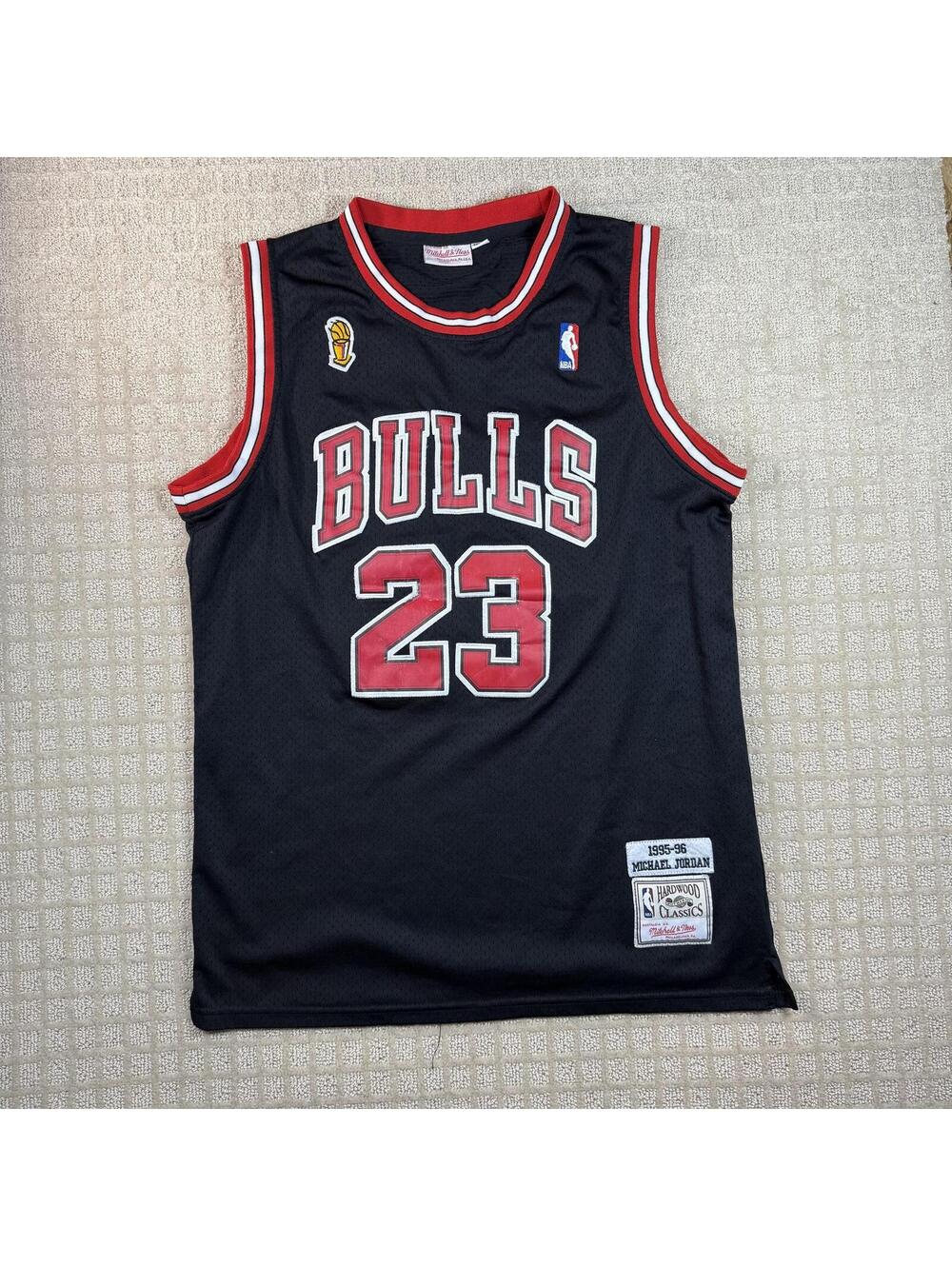 Mitchell Ness Jordan Bulls Away Jersey XL 1995/96 Finals